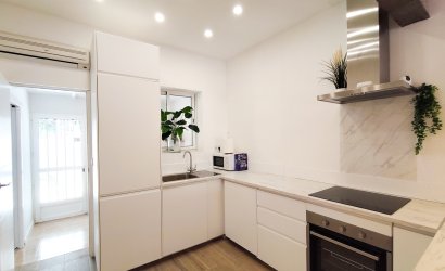 Herverkoop - Town House -
Playa Flamenca - Costa Blanca