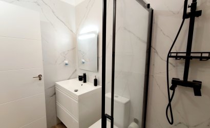 Herverkoop - Town House -
Playa Flamenca - Costa Blanca