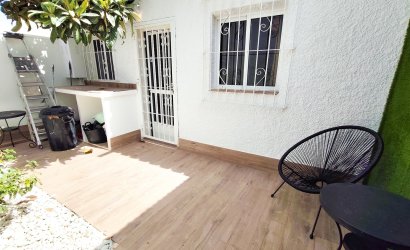 Herverkoop - Town House -
Playa Flamenca - Costa Blanca