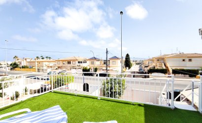 Herverkoop - Town House -
Playa Flamenca - Costa Blanca