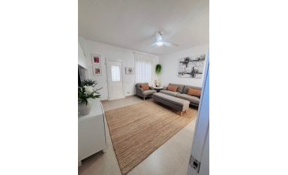 Herverkoop - Town House -
Villamartin - Orihuela Costa