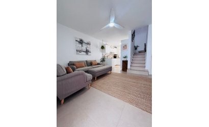 Herverkoop - Town House -
Villamartin - Orihuela Costa