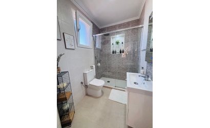 Herverkoop - Town House -
Villamartin - Costa Blanca