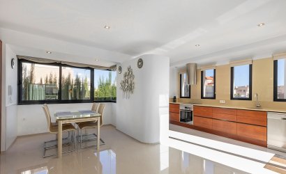 Reventa - Villa -
Orihuela Costa - Costa Blanca