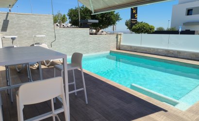 Herverkoop - Villa -
San Miguel de Salinas - Inland