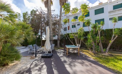 Resale - Villa -
Orihuela Costa - Costa Blanca