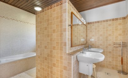 Resale - Villa -
Orihuela Costa - Costa Blanca