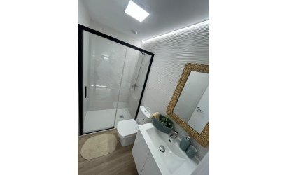 Herverkoop - Apartment -
Torrevieja - Punta Prima