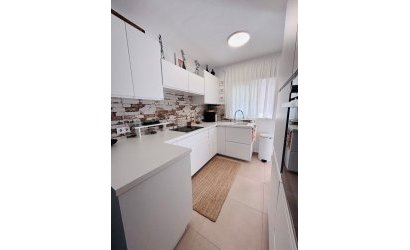 Herverkoop - Town House -
Villamartin - Costa Blanca