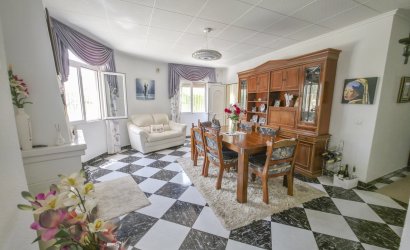 Revente - Villa -
Torrevieja - Costa Blanca