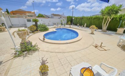 Revente - Villa -
Torrevieja - Costa Blanca