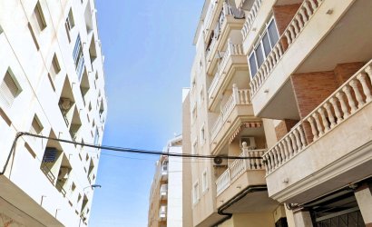 Revente - Apartment -
Torrevieja - Playa del Cura