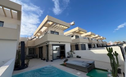 Herverkoop - Villa -
Los Montesinos - Costa Blanca