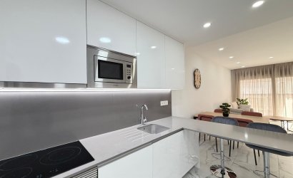 Herverkoop - Apartment -
Torrevieja - Estacion De Autobuses