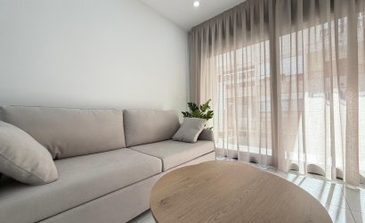 Herverkoop - Apartment -
Torrevieja - Estacion De Autobuses