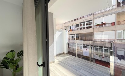 Herverkoop - Apartment -
Torrevieja - Estacion De Autobuses