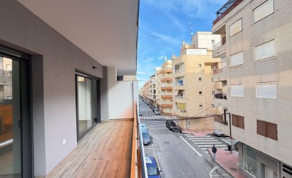 Herverkoop - Apartment -
Torrevieja - Estacion De Autobuses