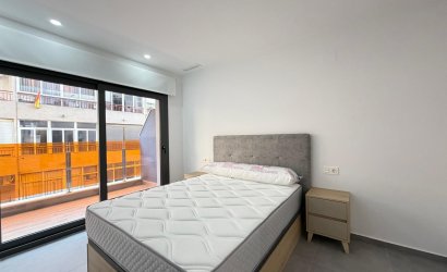 Herverkoop - Apartment -
Torrevieja - Estacion De Autobuses