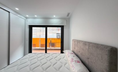 Herverkoop - Apartment -
Torrevieja - Estacion De Autobuses