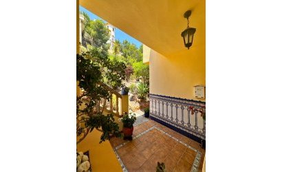 Resale - Villa -
Orihuela Costa - Costa Blanca