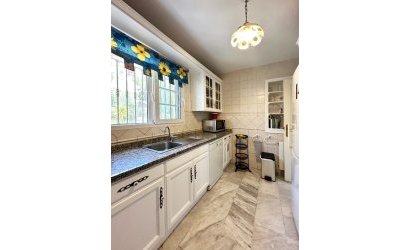 Resale - Villa -
Orihuela Costa - Costa Blanca
