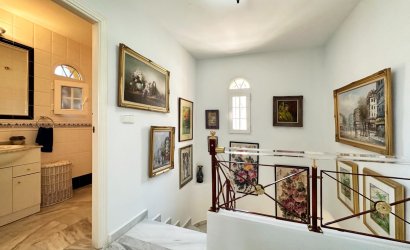 Resale - Villa -
Orihuela Costa - Costa Blanca