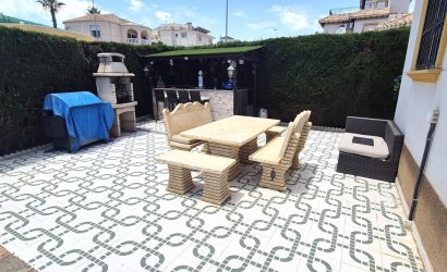 Revente - Villa -
Orihuela Costa - Costa Blanca
