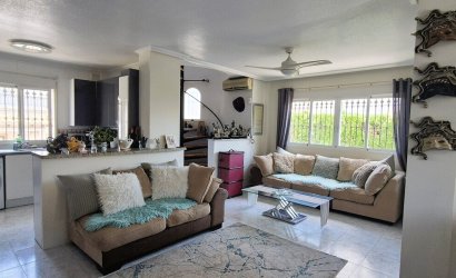 Revente - Villa -
Orihuela Costa - Costa Blanca