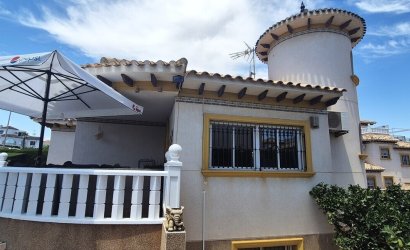 Revente - Villa -
Orihuela Costa - Costa Blanca