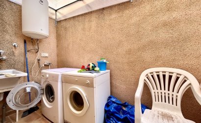 Herverkoop - Town House -
La Zenia - Costa Blanca