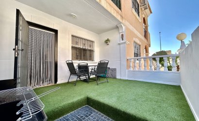 Herverkoop - Town House -
La Zenia - Costa Blanca