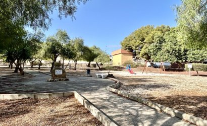 Herverkoop - Town House -
Los Balcones - Costa Blanca