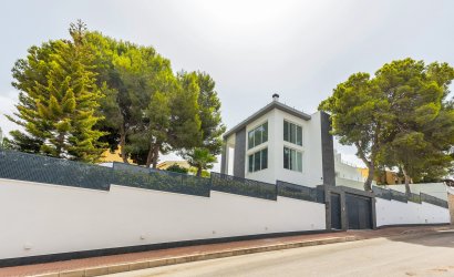 Herverkoop - Villa -
Torrevieja - Costa Blanca