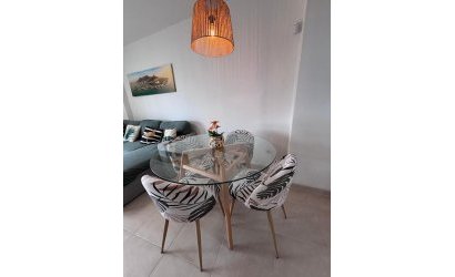 Herverkoop - Apartment -
Villamartin - La Fuente