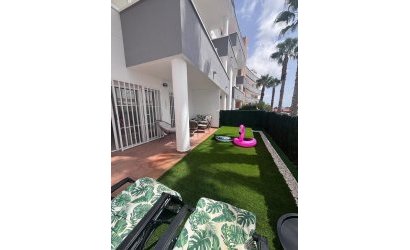 Herverkoop - Apartment -
Villamartin - La Fuente