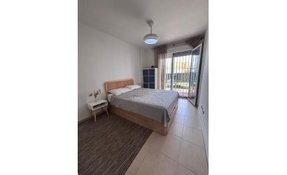 Herverkoop - Apartment -
Villamartin - La Fuente