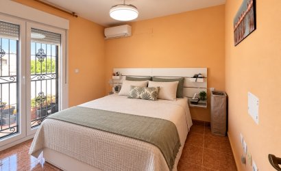 Herverkoop - Villa -
Vistabella Golf Entre Naranjos - Inland