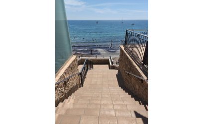 Herverkoop - Apartment Penthouse -
Punta Prima - Costa Blanca