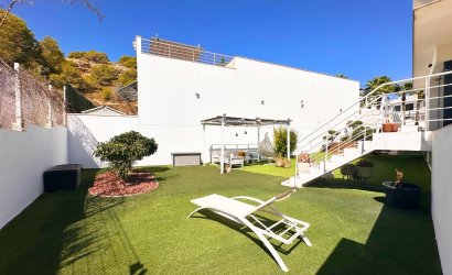 Herverkoop - Villa -
San Miguel de Salinas - Inland