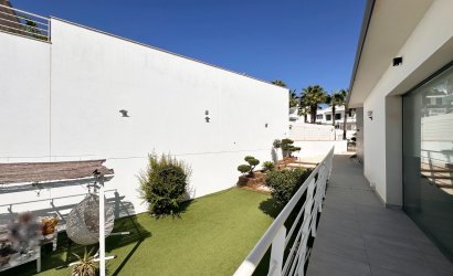 Herverkoop - Villa -
San Miguel de Salinas - Inland