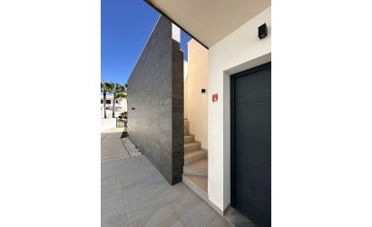 Herverkoop - Villa -
San Miguel de Salinas - Inland
