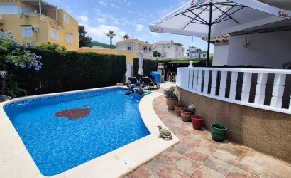 Herverkoop - Villa -
Villamartin - Costa Blanca