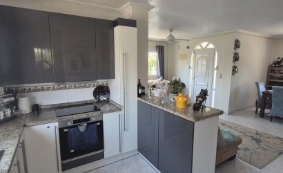 Herverkoop - Villa -
Villamartin - Costa Blanca