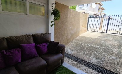 Herverkoop - Villa -
Villamartin - Costa Blanca