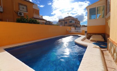 Herverkoop - Villa -
Ciudad Quesada - Lo Marabú