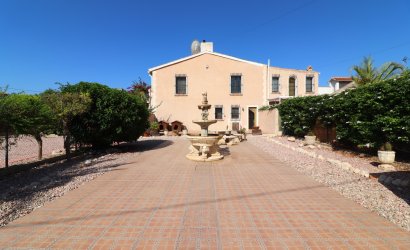 Herverkoop - Country House -
Albatera - Albatera - Country