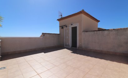 Herverkoop - Villa -
San Miguel de Salinas - Lake View Mansions