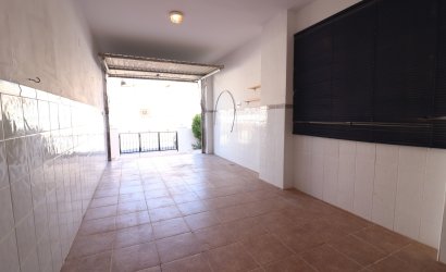 Herverkoop - Villa -
San Miguel de Salinas - Lake View Mansions