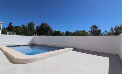 Herverkoop - Villa -
San Miguel de Salinas - Lake View Mansions