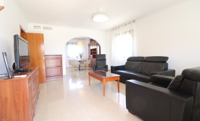 Herverkoop - Herenhuis -
Ciudad Quesada - Doña Pepa